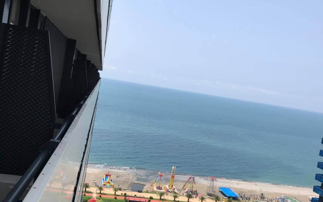 Апартаменты Orbi city Roman