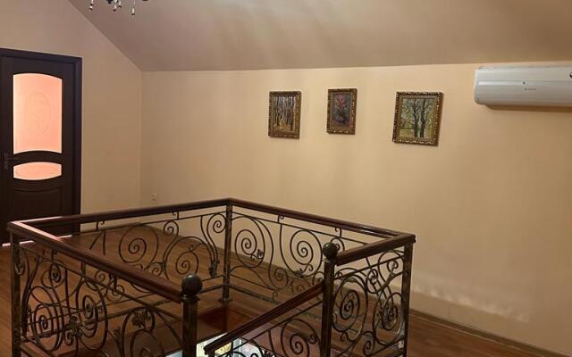 Частный Дом Дача Хазар на Мира 33