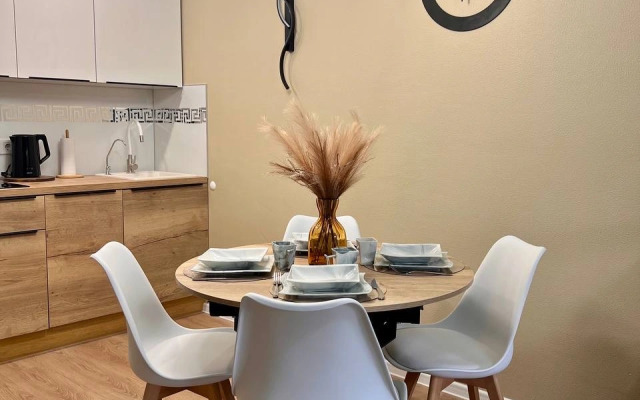 Udachnaya s Proektorom i Booolshoj Krovatyu Flat