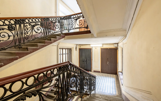 Sergeew Apartments dvuhkomnatnyj Lyuks s vidom na naberezhnuyu Fontanki Apartments