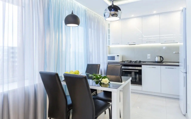 Апартаменты возле Комаровского рынка