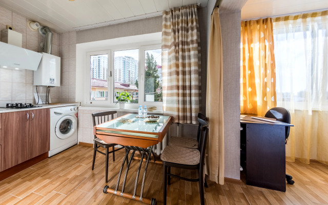 Апартаменты Констиаль Семейные 2 комнаты у ж/д вокзала