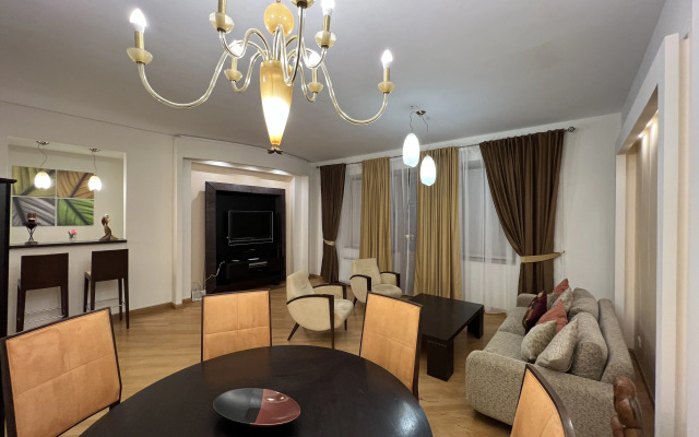 3-Komn. Na Severnom Prospekte Nedaleko Ot Opery,hh610 Flat