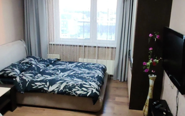 Na Aleksandra Usoltseva 26 Flat