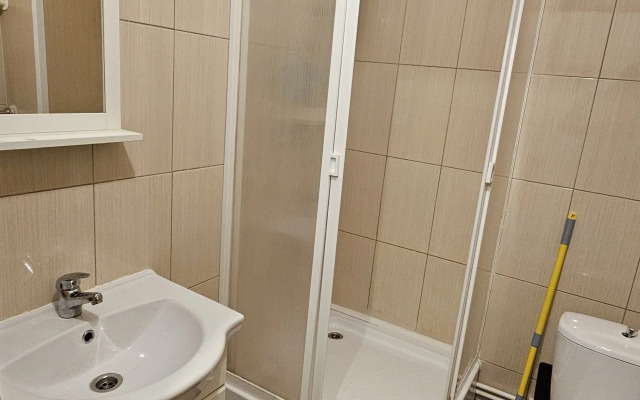Studiya V Zhk Grinlandiya Na 4 Gostej Studio Flat