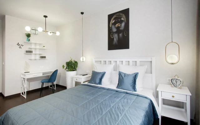 Bolshoy Razdelny Lyuks V Tsentre Flat