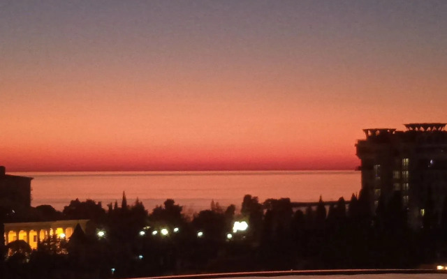 Uyutnaya Ryadom S Morem Flat