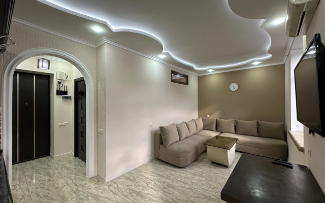2-K, Ulitsa Amiryana, Am104 Flat