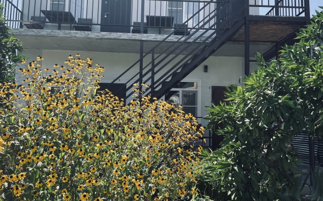 Lad Guest House