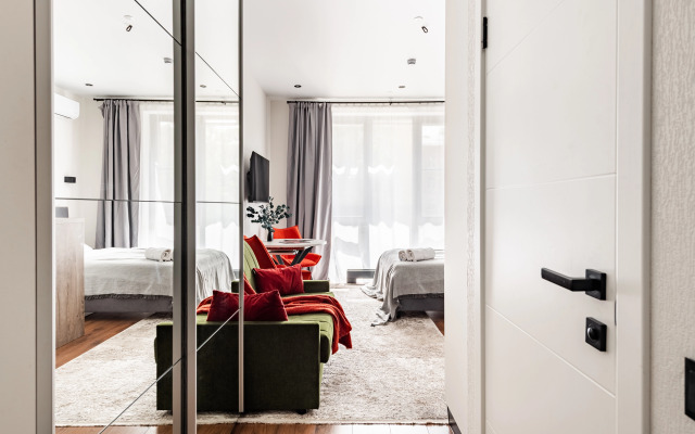 Апартаменты UNO на Окружной проезд 10Б