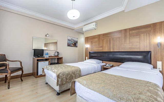 Elasophia Hotel