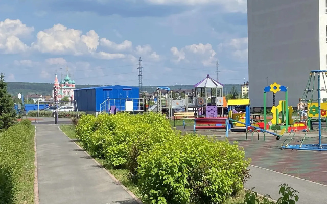 Квартира Сибирь House в новом доме рядом с теннисным кортом и парком