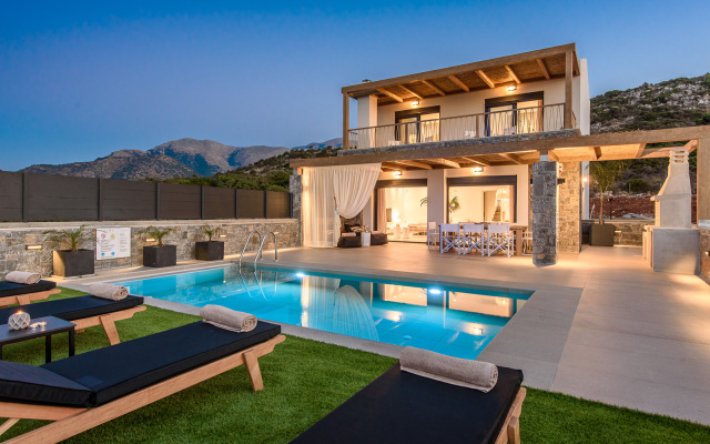 Calma Luxury Villa