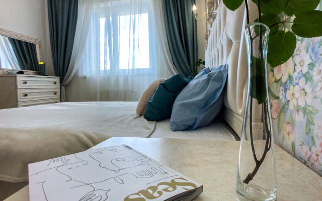 Apart59 | Классические двухкомнатные апартаменты SHARMAN с камином