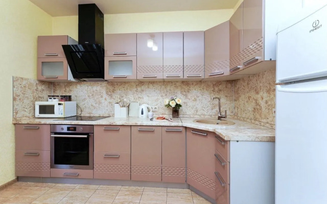 Квартира на Героя Сарабеева