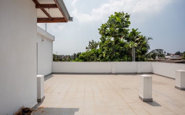 Yoho Villa Safari Colombo Hotel