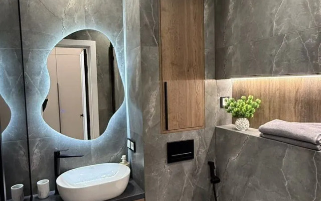 V Sovremennom Zhilom Komplekse Flat