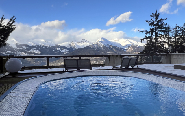 Chalet Royal Hotel