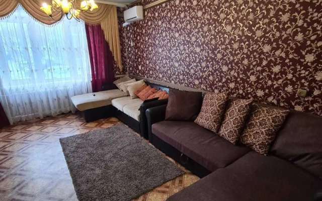 Квартира на 30 лет Победы 47