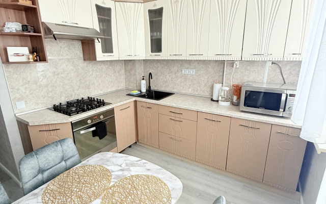 Квартира Комфортная просторная двухкомнатная