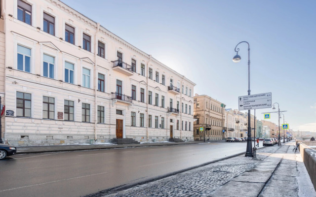 Апартаменты a.m. Rooms Neva Balcony (Angliyskaya Naberezhnaya)