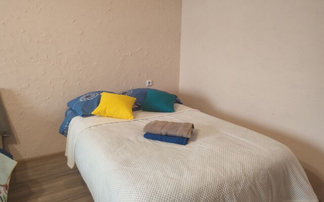 Live-In-Comfort Na Tvorchestva 3 Flat