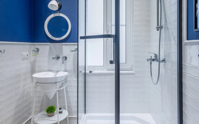 Квартира MyHomeYourHome на Невской 19