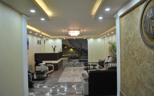 Tigran Mets Hotel