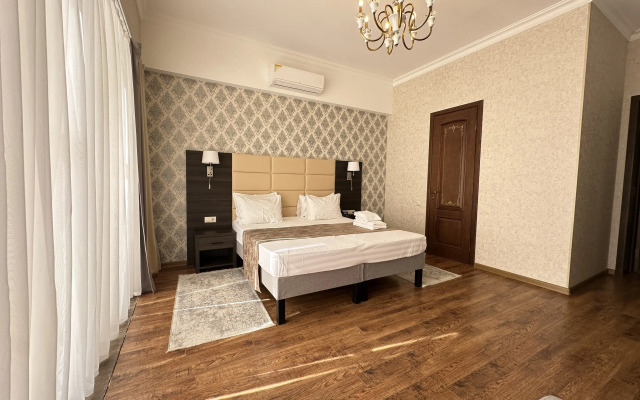 Отель  Аль-Фирай