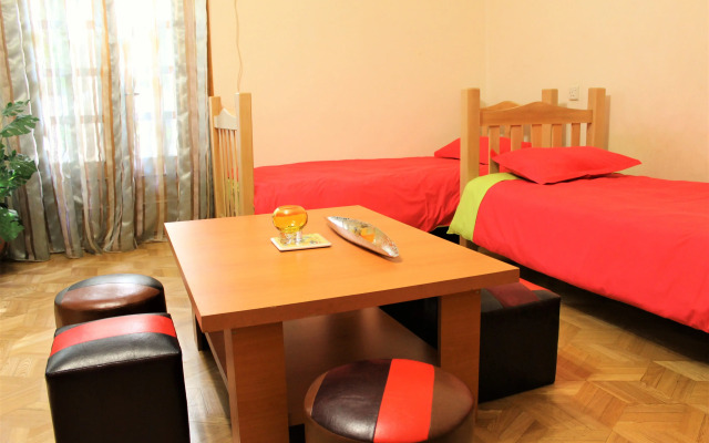 Хостел Rustaveli Avenue 1