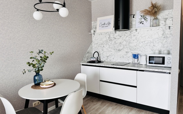 Апартаменты на Депутатской (красивый вид из окна)