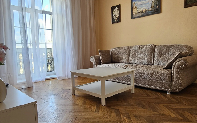 Квартира Grand Apartment на Центральном Проспекте