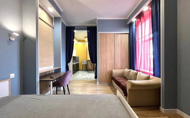 Апартаменты Relax Apart на ул. Германа Титова, д.6