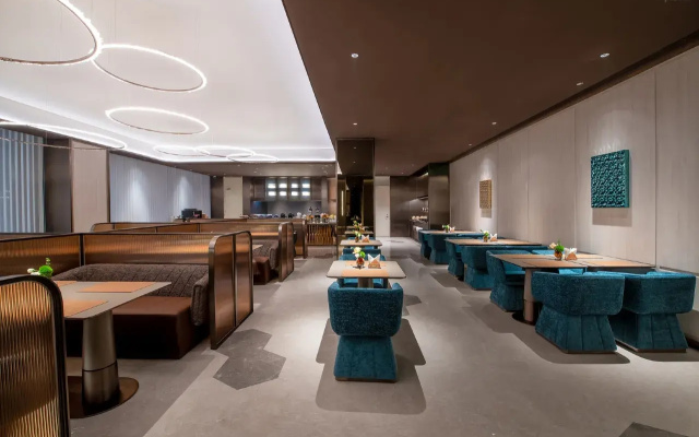 Crystal Orange Beijing Fengtai Baicheng Railway Station Headquarters Base Hotel – Business – Beijing