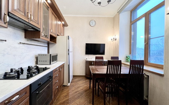 U Metro Moskovskie Vorota Apartments