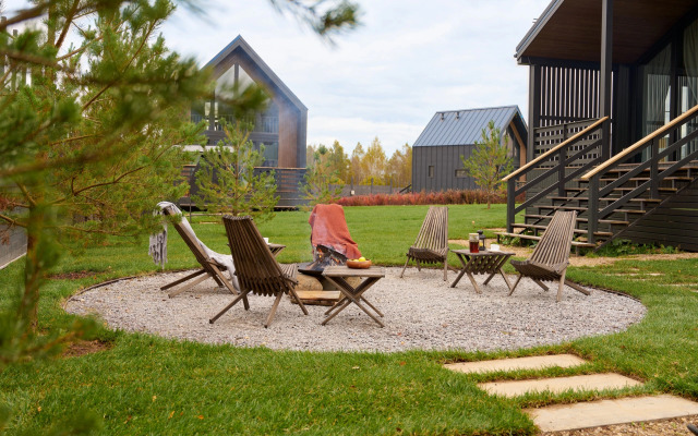 Отель Русские сезоны Эмбиент парк