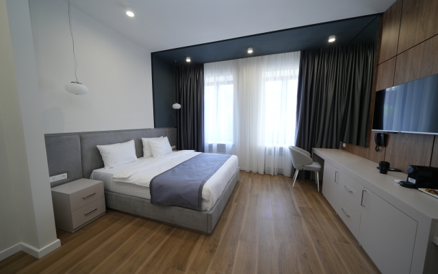 Hotel Ser In Hotel