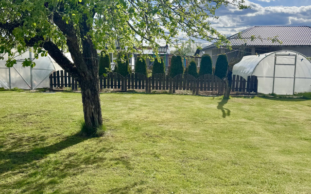 V 14 Km Ot Minska Private House