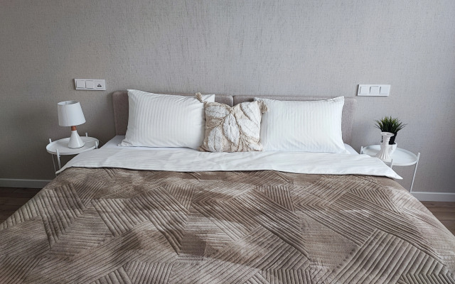 Yevrodvushka Apartamenty U Ekspoforuma Flat