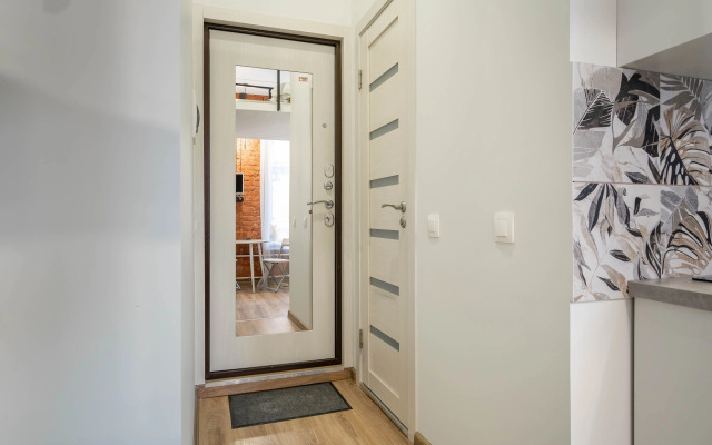 Квартира Просторная студия у Площади Восстания