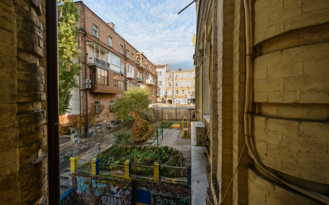 Апартаменты возле Арена Сити и Крещатика