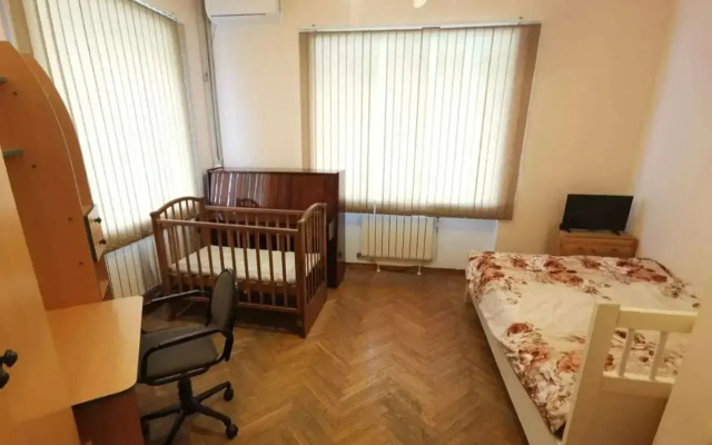 Частный дом в элитном районе рядом с морем