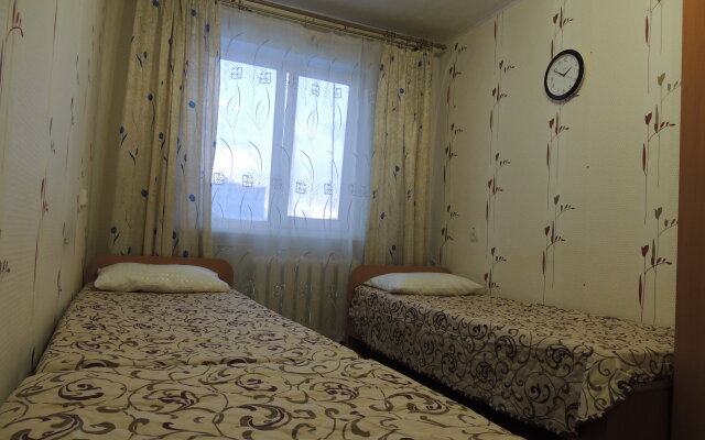 Na Ordzhonikidze Apartments