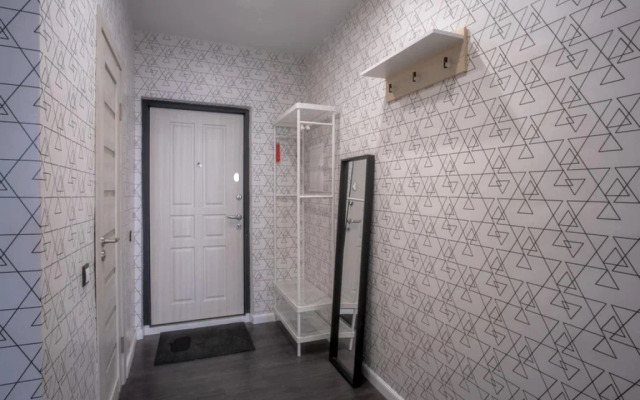 So Stilnym Remontom 1 Apartments