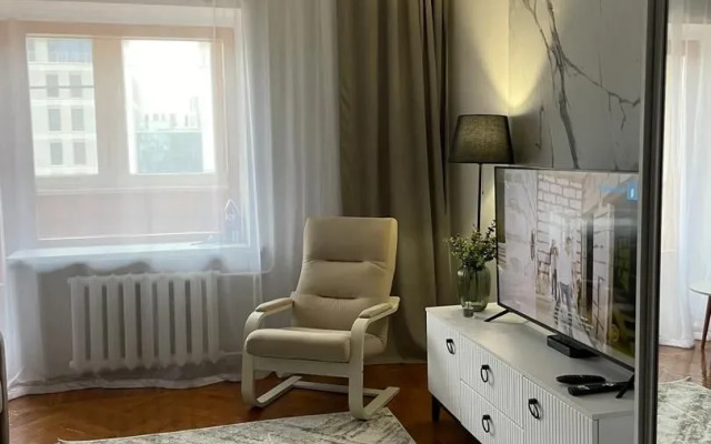 Na Levo-Bulachnoy Ulitse 56/2 Apartments