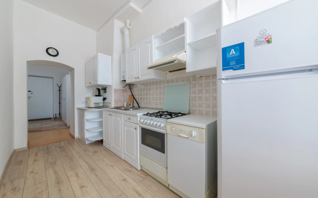 Апартаменты у Дворцовой площади DereMRents ДереМРентс