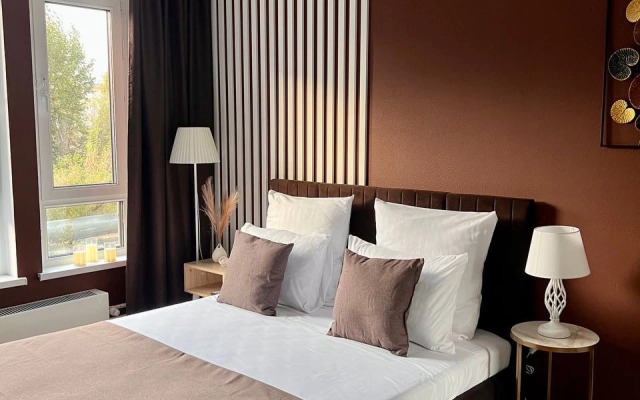 Udachnaya s Proektorom i Booolshoj Krovatyu Flat