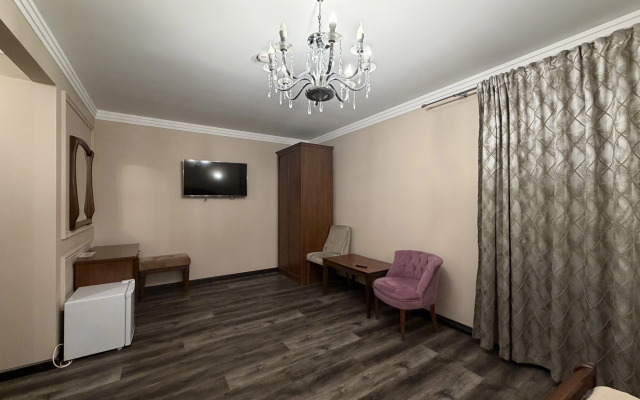 Гостевой дом Айхал Люкс