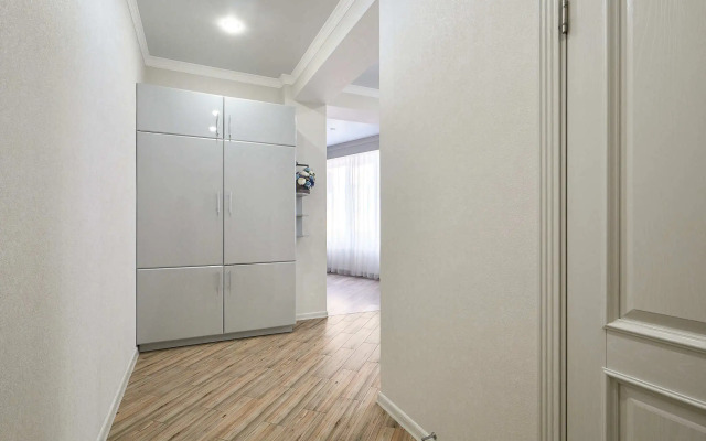 Na Ulitse Dekabristov 37b Flat