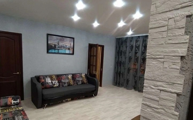 Апартаменты на Базстроевской, 22